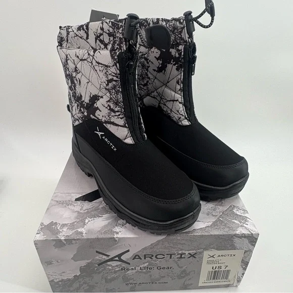 ARCTIX Womens sz 7 Cracked Marble White Quilted Faux Suede Tracer Boot NEW - Picture 2 of 12